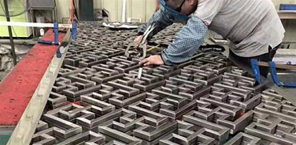 武漢不銹鋼鈑金加工的特點(diǎn)？